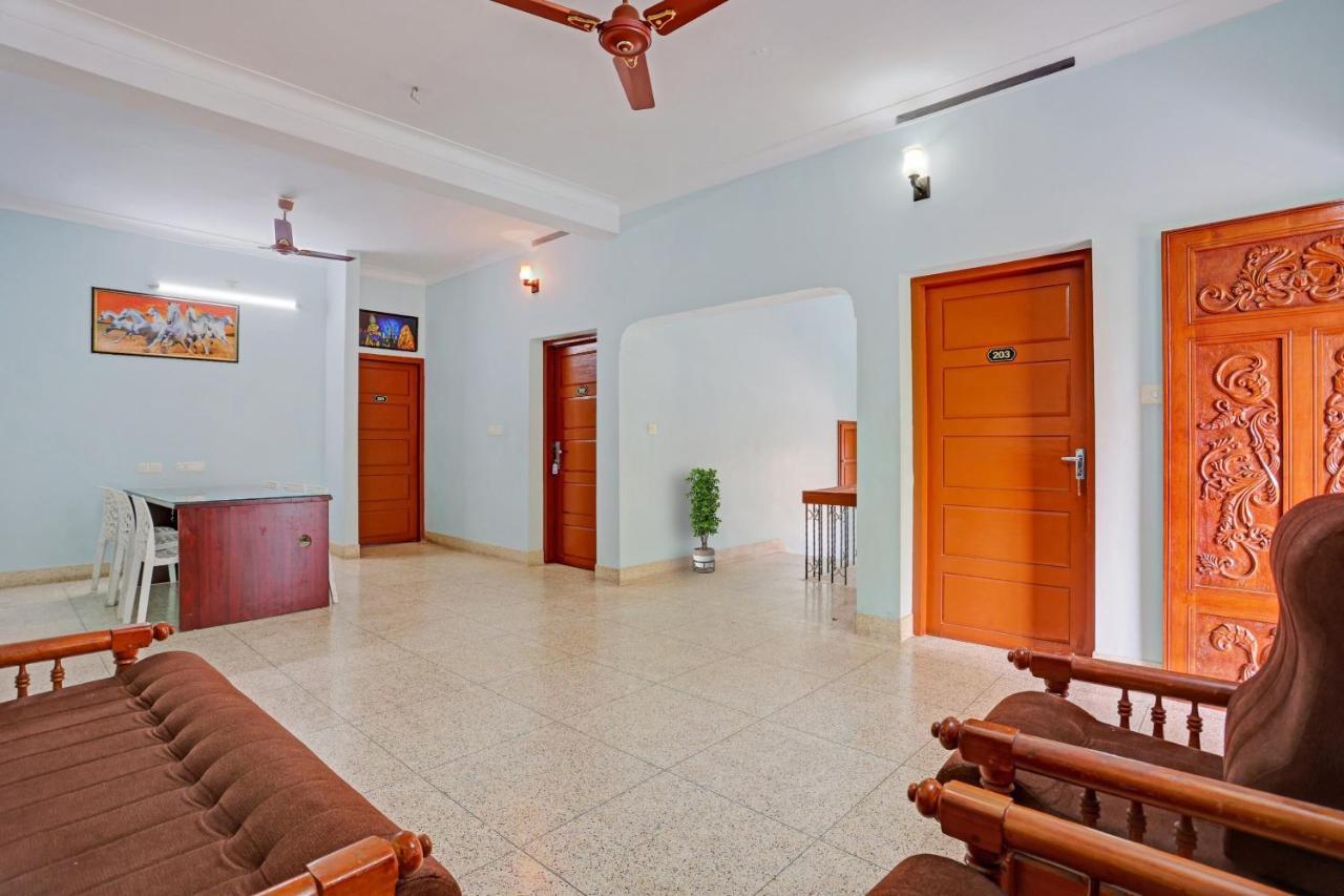 Flagship Hotel Adara Residency Thiruvananthapuram Exterior photo