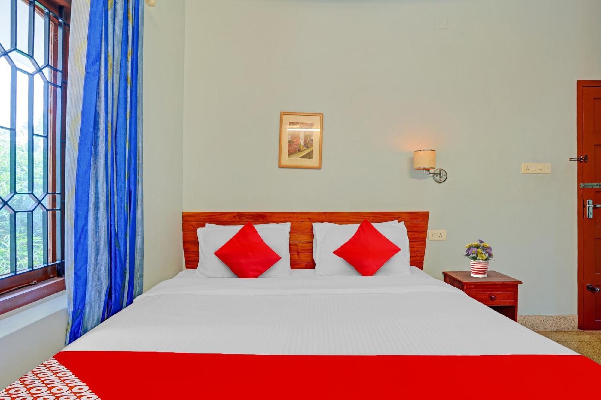 Flagship Hotel Adara Residency Thiruvananthapuram Exterior photo